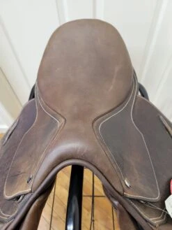 No Name Jumping Saddle 17"R -Equestrian Equipment Store 11803