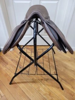 No Name Jumping Saddle 17"R