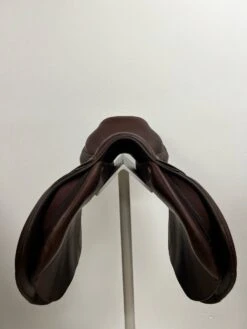 CWD SE01 17.5" M -Equestrian Equipment Store image3 2 5