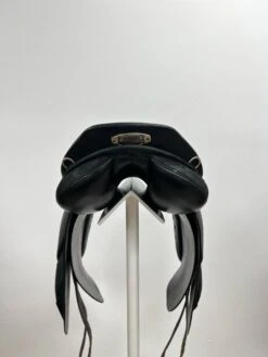 Stubben Genesis 18" XWide -Equestrian Equipment Store image8 1