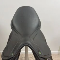 HDR 17" Adj -Equestrian Equipment Store img 0031 1