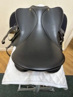 Wintec 500 17.5" MW -Equestrian Equipment Store img 0170 1