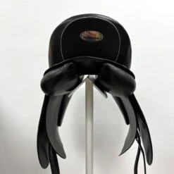 No Name Butterfly Claudia 18" W -Equestrian Equipment Store img 0229 1