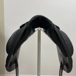 Schleese ProLight 18" XW -Equestrian Equipment Store img 0602 1