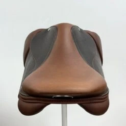 Bruno Delgrange PJ Saddle 17.5" 4L -Equestrian Equipment Store img 1029