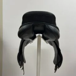 Albion Legend 17.5" MW CC -Equestrian Equipment Store img 1110