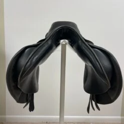 Albion Legend 17.5" MW CC -Equestrian Equipment Store img 1113