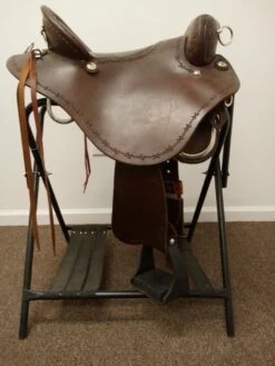 Saddlesmith Stealth Endurance 15.5" FQH -Equestrian Equipment Store img 20230524 140029