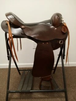 No Name Action Endurance 17" Semi -Equestrian Equipment Store img 20230524 141319