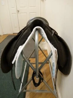 County Warmblood 17" W -Equestrian Equipment Store img 20230916 141916