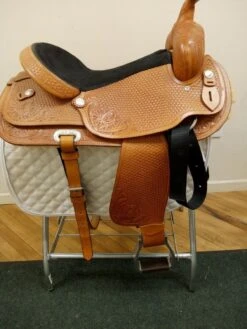 Simco Trail 17" Semi -Equestrian Equipment Store img 20230916 142638