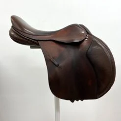 Black Country Quantum 17" MW -Equestrian Equipment Store img 2123 1