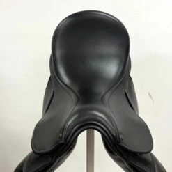 County Connection 17" MN -Equestrian Equipment Store img 3367