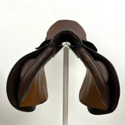 Stubben Roxanne 17.5" 29cm -Equestrian Equipment Store img 3436