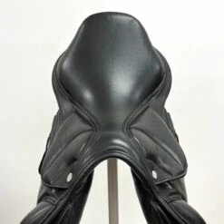 No Name Ryder Monoflap 17" MW -Equestrian Equipment Store img 3556 1