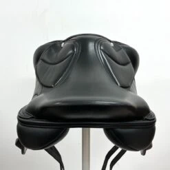 No Name Ryder Monoflap 17" MW -Equestrian Equipment Store img 3558 1