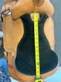 Simco Oak Acorn Roper 15" FQH -Equestrian Equipment Store img 3617