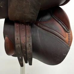 CWD SE01 16.5" M -Equestrian Equipment Store img 3867