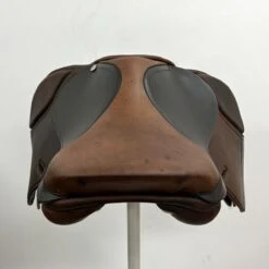 Royal Heritage Pip 14" ADJ (M) -Equestrian Equipment Store img 3879