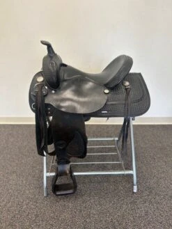 Textan Hereford 16" Semi QH