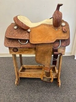 N/A Pish Trail 16.5" FQH -Equestrian Equipment Store img 4055 1