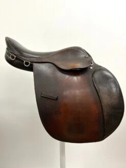 No Name Derby Original 17" M -Equestrian Equipment Store img 7348