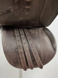 No Name Derby Original 17" M -Equestrian Equipment Store img 7349