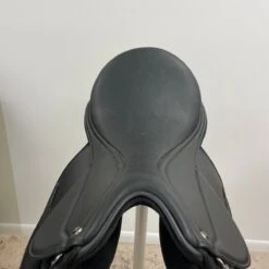 Kincade AP 16.5" M -Equestrian Equipment Store img 9809 1