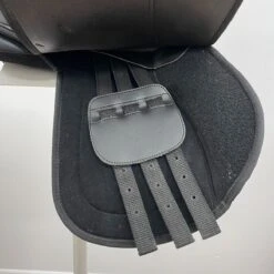 Kincade AP 16.5" W -Equestrian Equipment Store img 9819 1