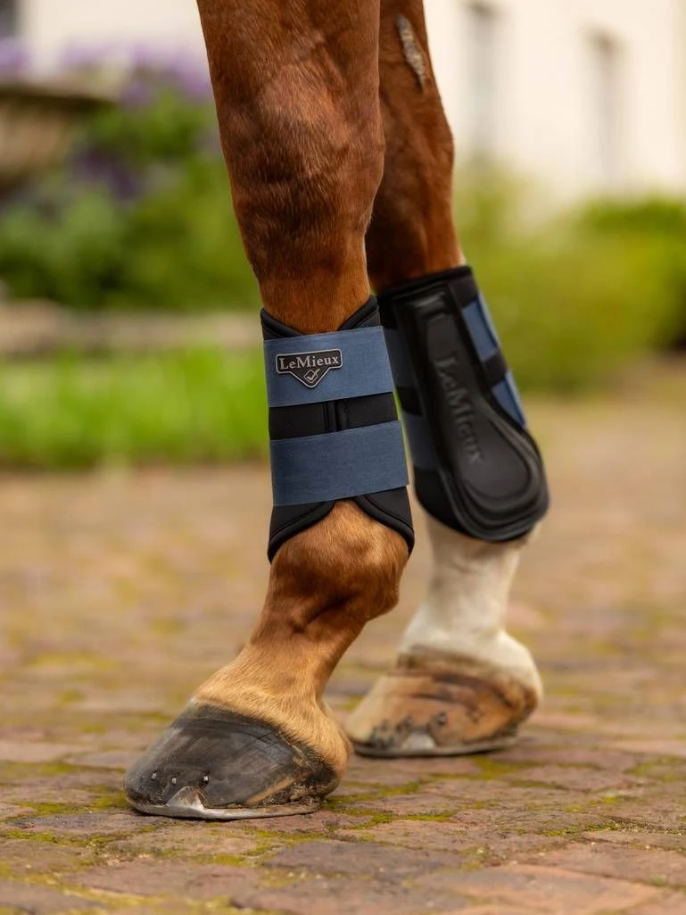 LeMieux Grafter Brushing Boot 4 LeMieux Grafter Brushing Boot - Image 2